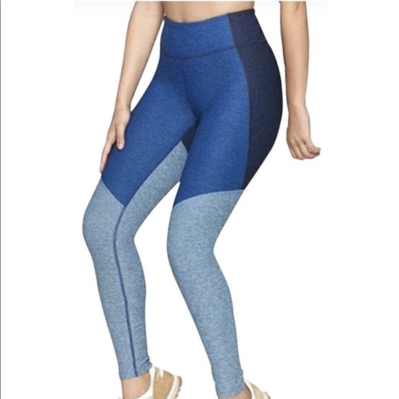 Outdoor Voices 7/8 Tri-Tone Warmup Leggings - Picture 2 of 5